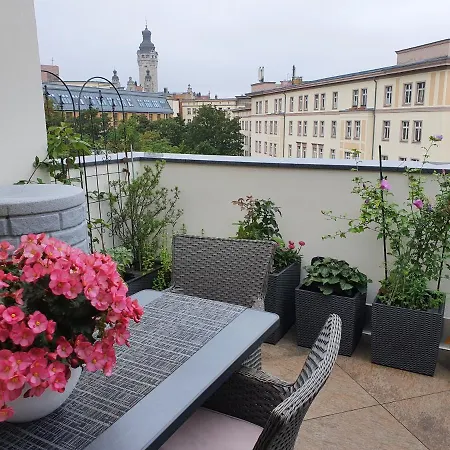 LUXUSAPPARTEMENT mitten in Leipzig Neueröffnung !-2
